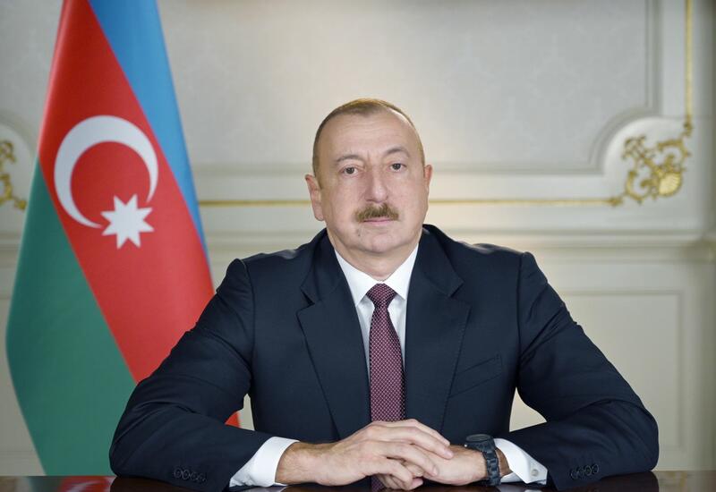 Президент Ильхам Алиев поздравил Президента Ирака