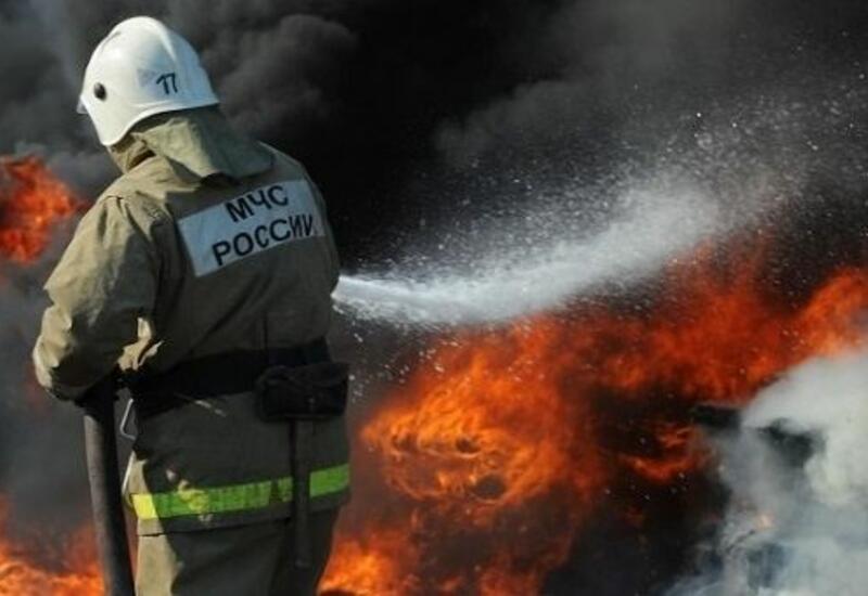 Крупный пожар в одном из отелей в центре Москвы