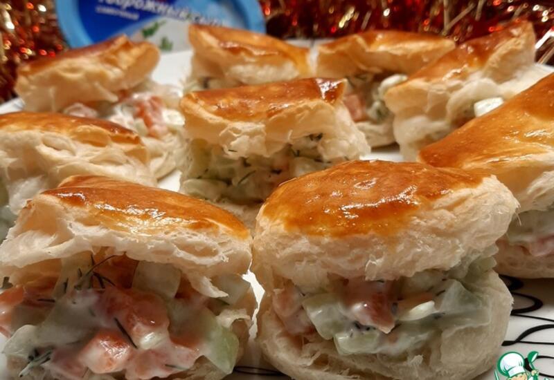 Быстрая закуска из слоёного теста