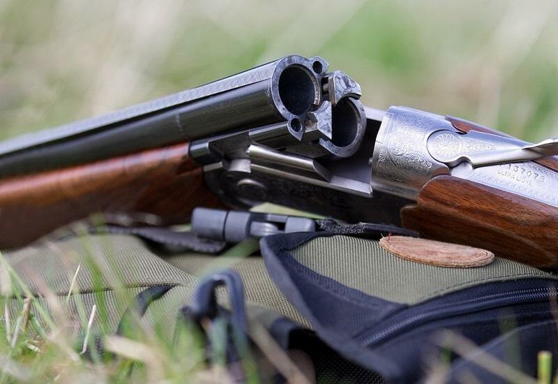 İmişli sakinlərindən sənədsiz 5 ədəd ov tüfəngi götürüldü