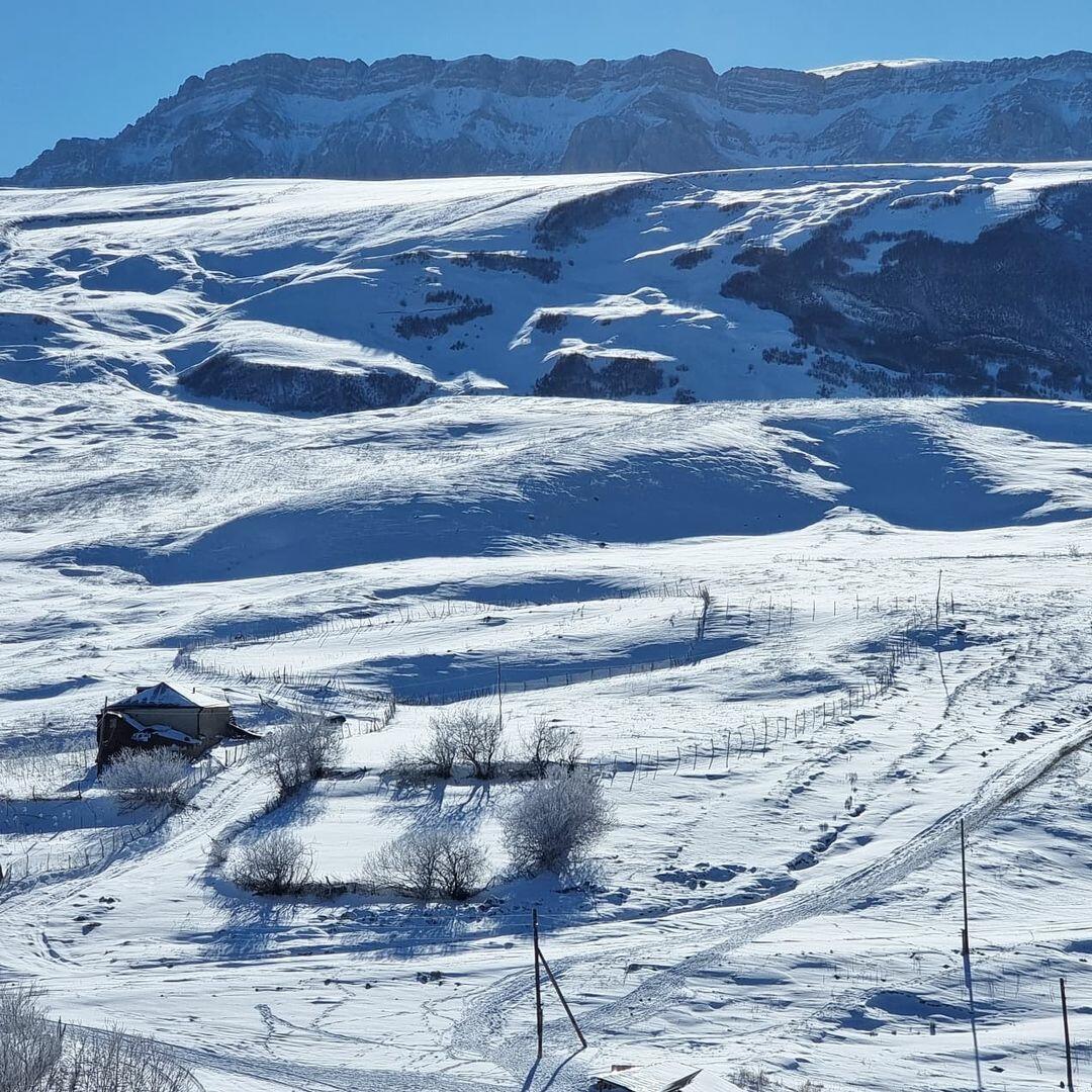 Завораживающие пейзажи заснеженного Гусара