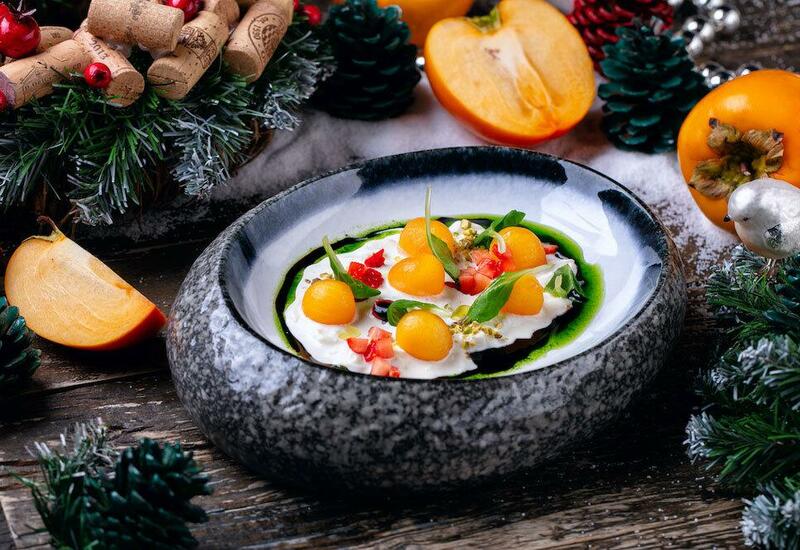 Страчателла с хурмой для тех, кто мечтает о продолжении праздничного банкета