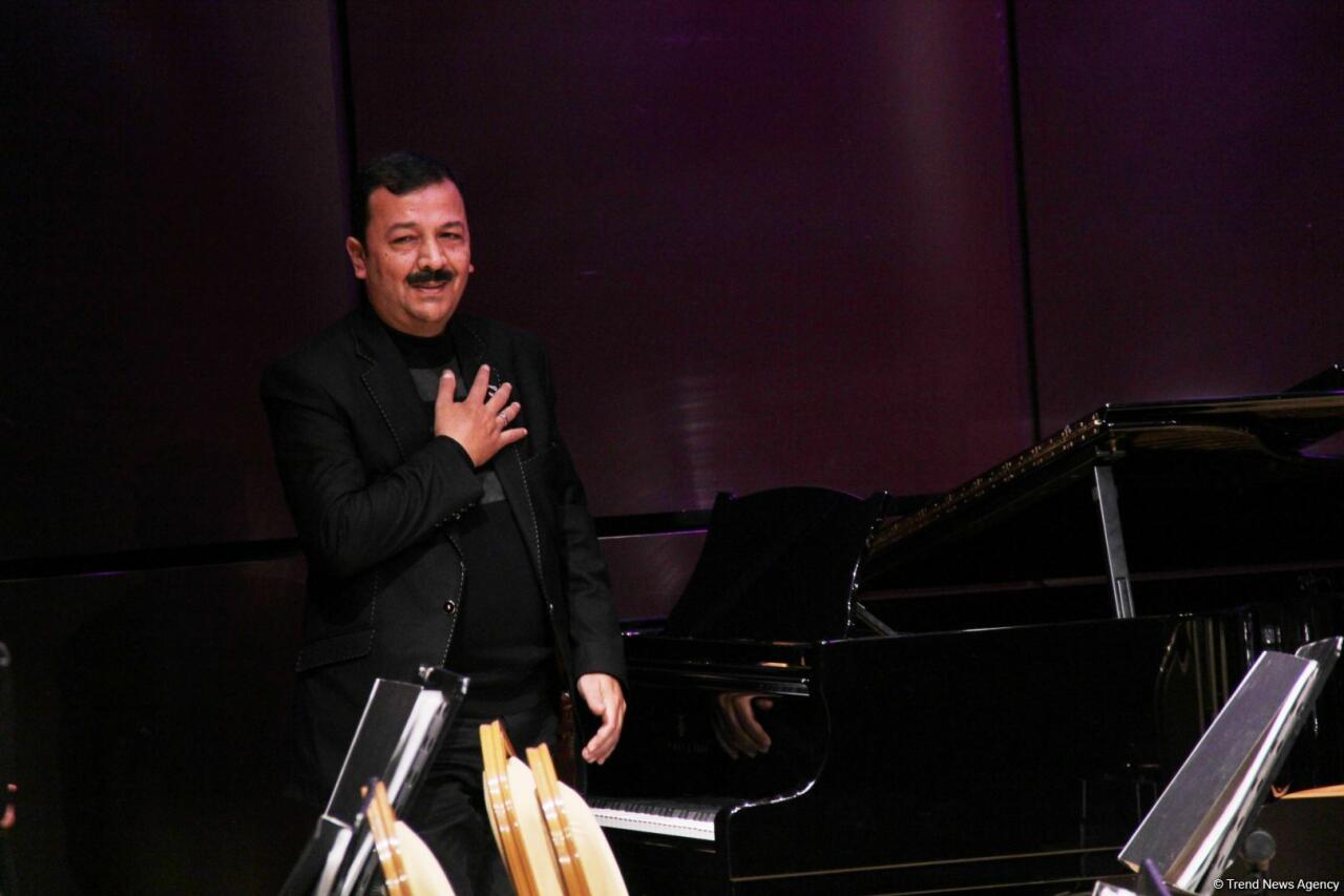 В Баку отметили юбилей Пярвиза Гулиева