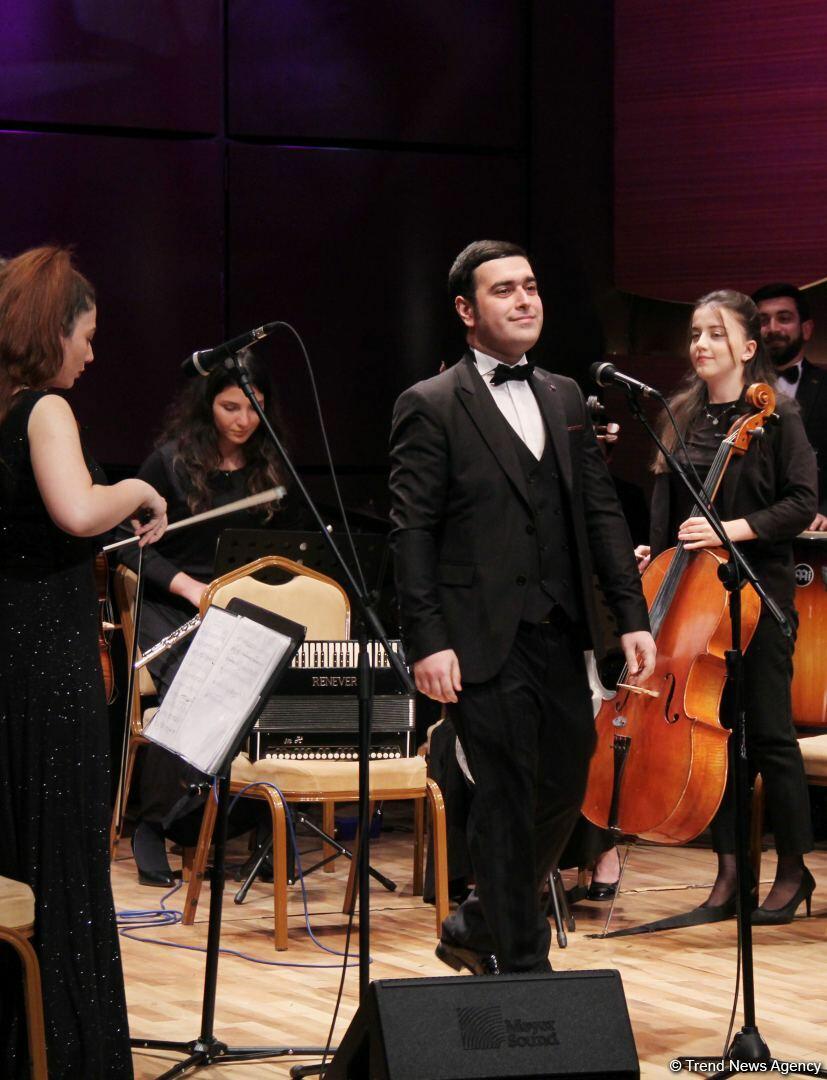 В Баку отметили юбилей Пярвиза Гулиева