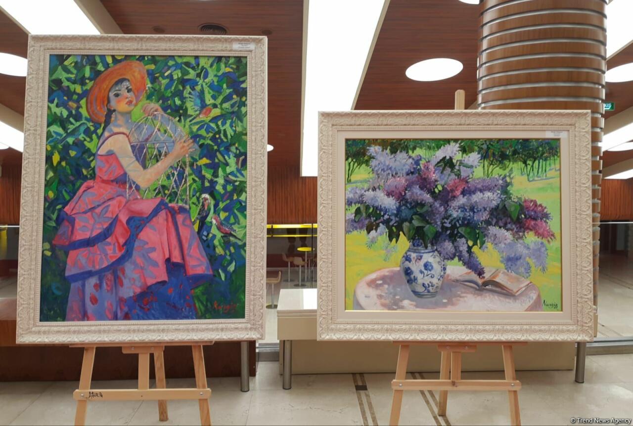 В Баку открылась выставка Наргиз Гулиевой