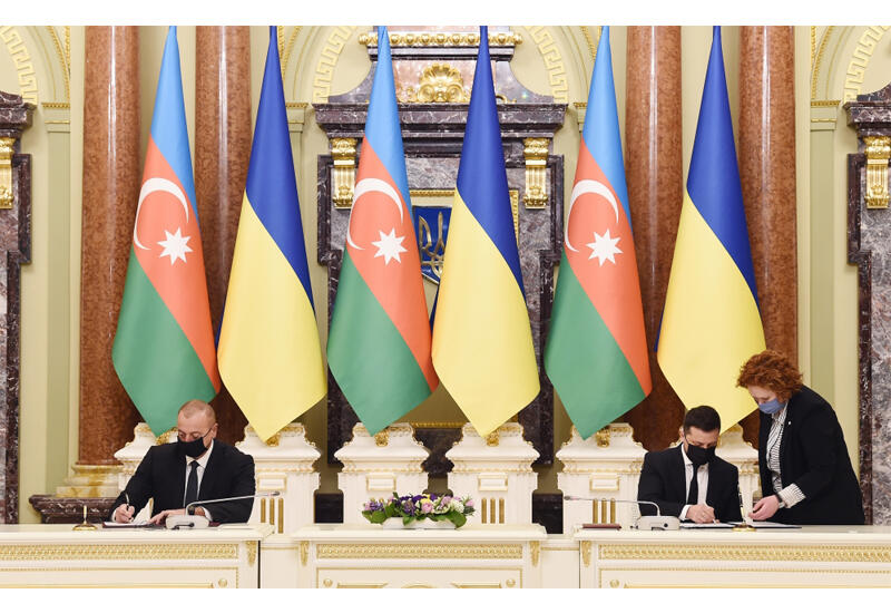 Prezident İlham Əliyevin və Volodimir Zelenskinin iştirakı ilə Azərbaycan-Ukrayna sənədlərinin imzalanması mərasimi olub