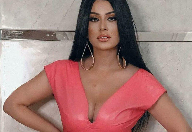 "Tələbə olanda günü bir "şirvana" ofisiant işləyirdim"