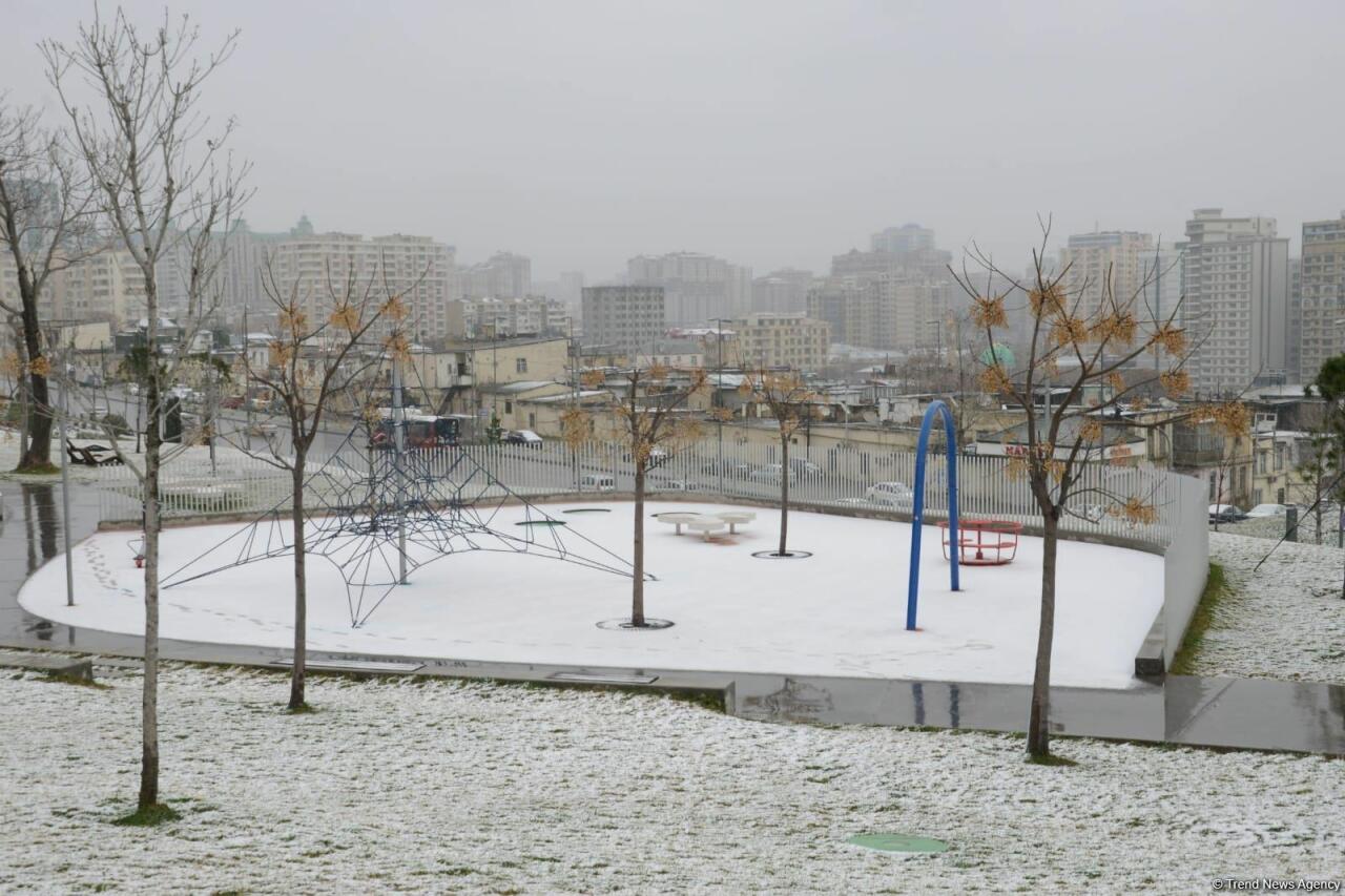 Снежный Баку