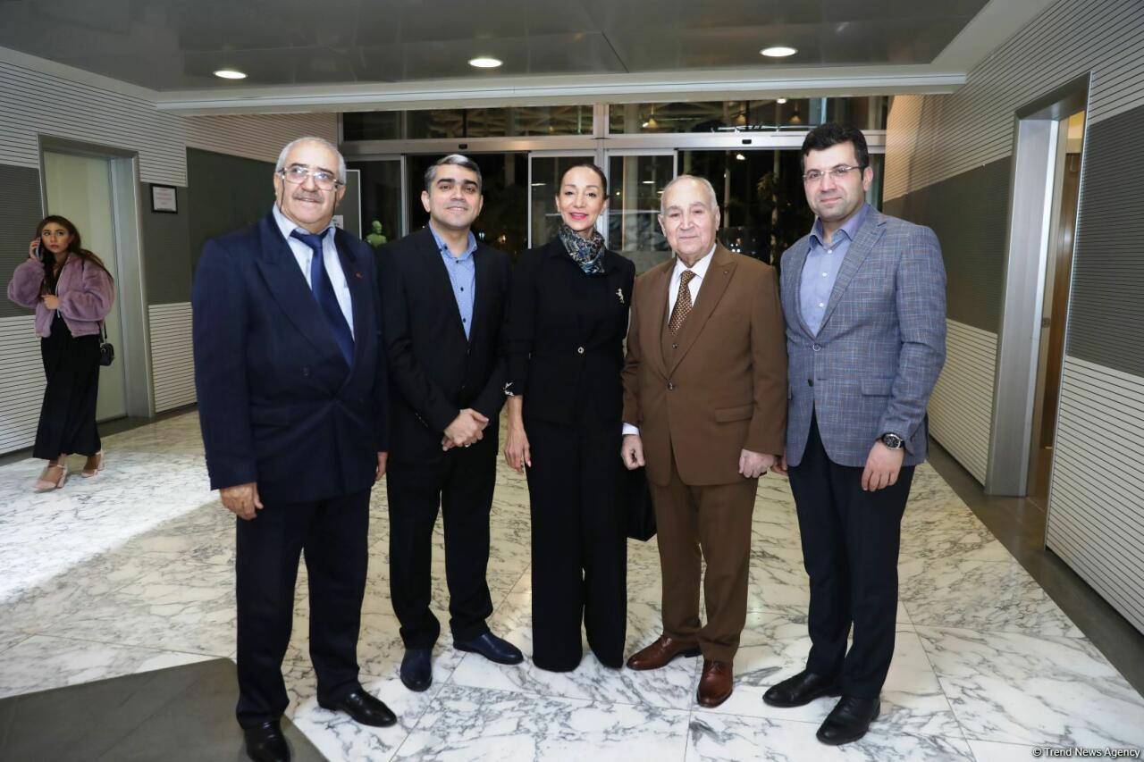 Tarzən və xanəndə Şirulla İmanovun xatirəsinə həsr olunmuş gecə keçirilib