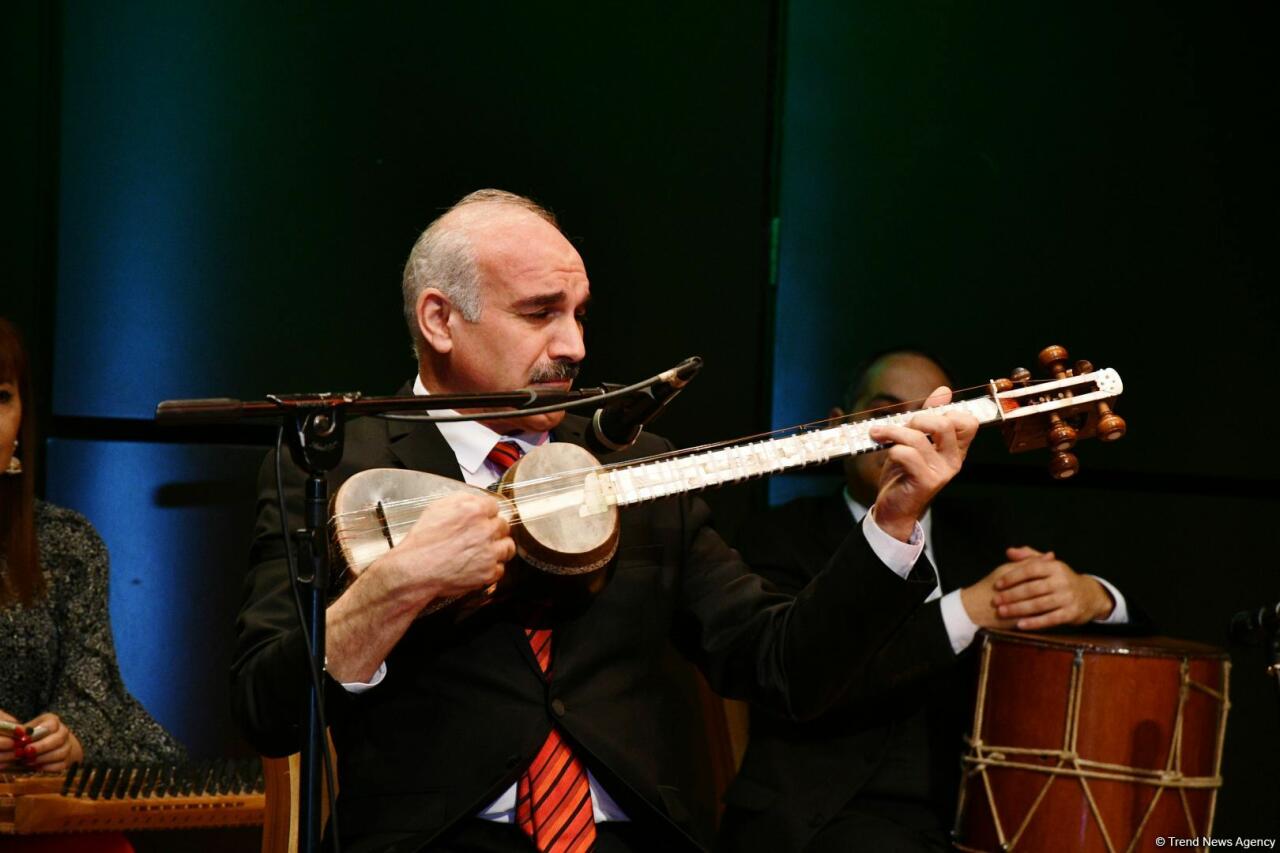 Tarzən və xanəndə Şirulla İmanovun xatirəsinə həsr olunmuş gecə keçirilib