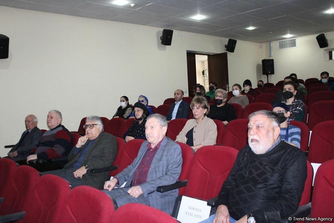 Госфильмофонд презентовал фильм о творчестве Фархада Бадалбейли