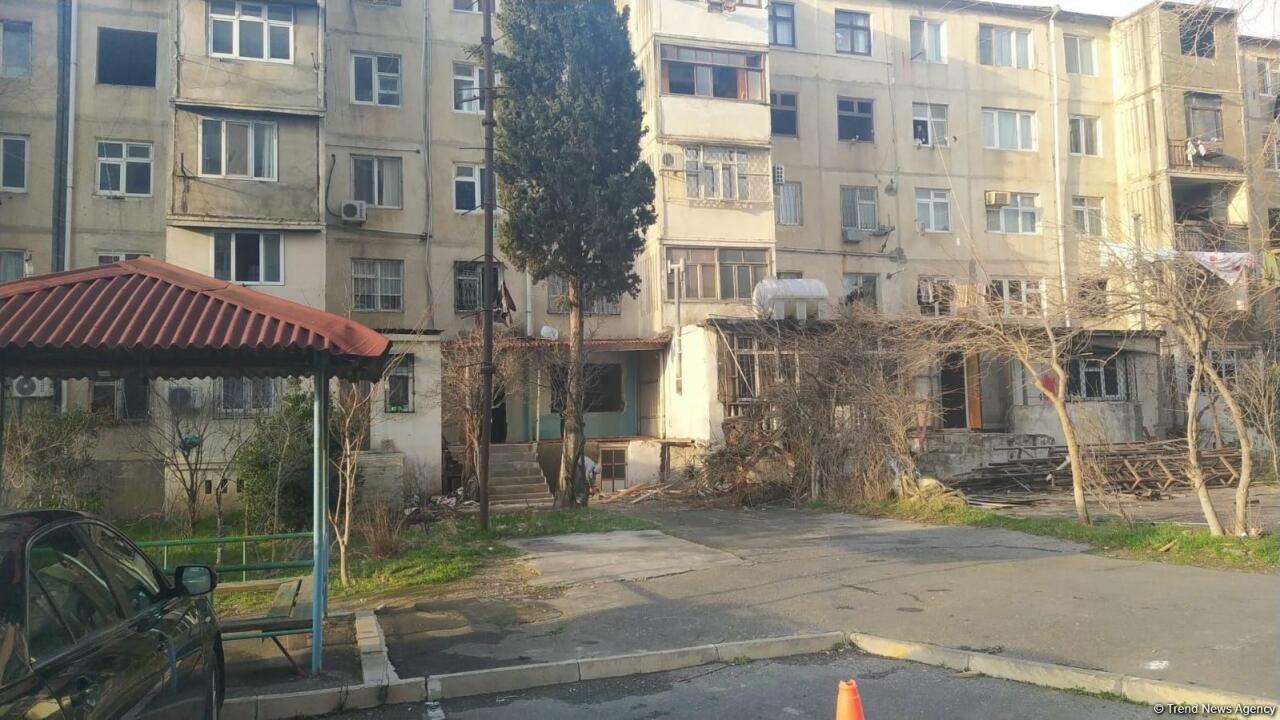 В Баку начался снос ряда жилых домов