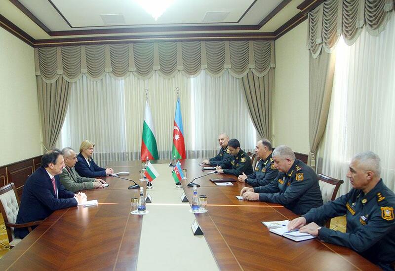 Азербайджан и Болгария обсудили военное сотрудничество