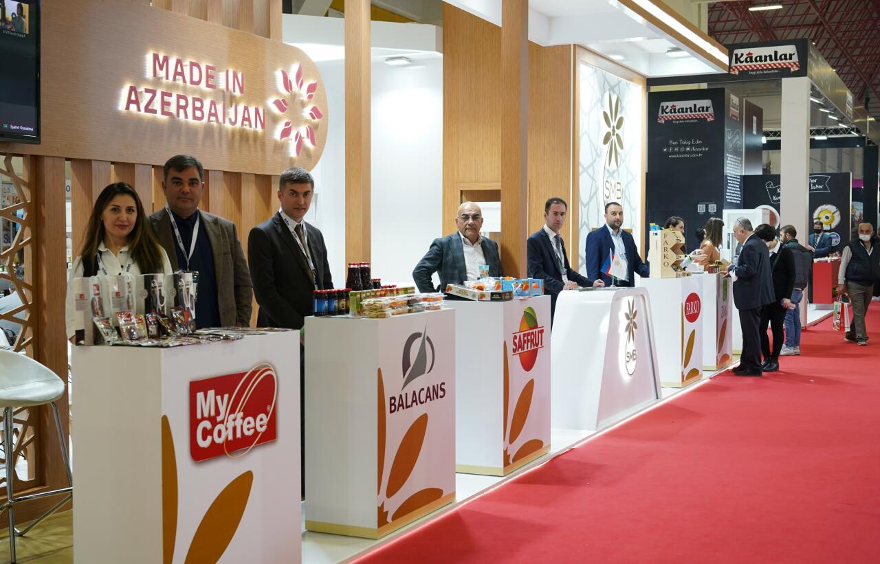 Azərbaycan məhsulları Beynəlxalq Qida və İçki Sərgisində nümayiş olunur