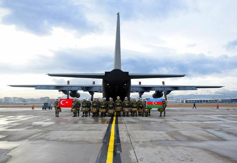 Азербайджанские военнослужащие приняли участие в курсах в Турции