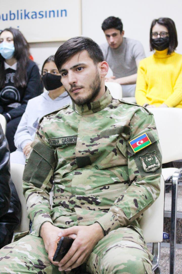 Азербайджанская молодежь почтила память жертв трагедии 20 Января