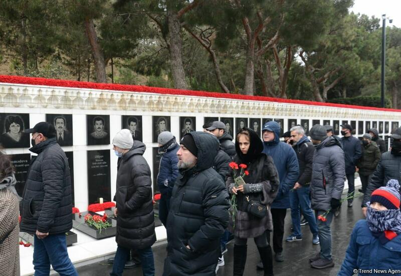 Азербайджанский народ чтит светлую память жертв трагедии 20 Января