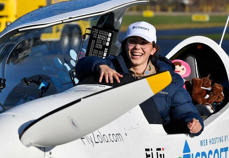Юная бельгийка Зара Резерфорд завершила кругосветный перелёт