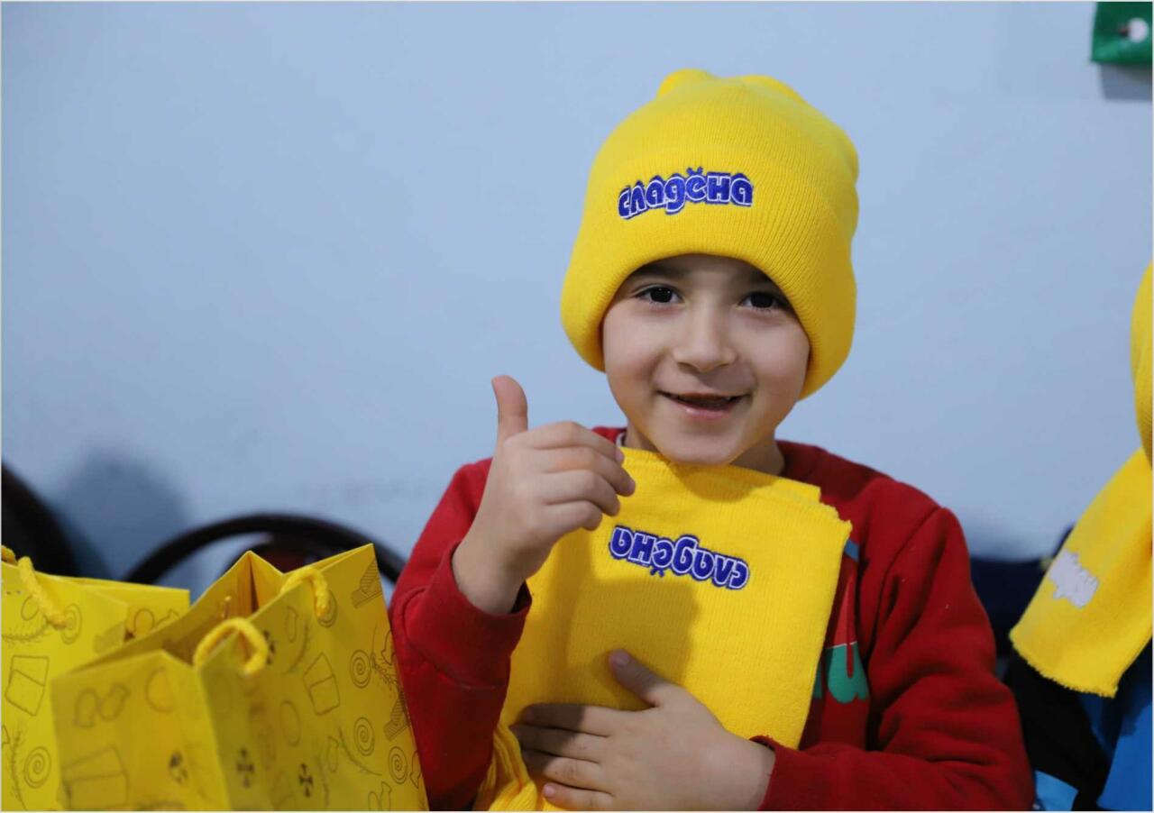 “Avrora" Qrup uşaq sığınacaqlarında məskunlaşan uşaqları sevindirib