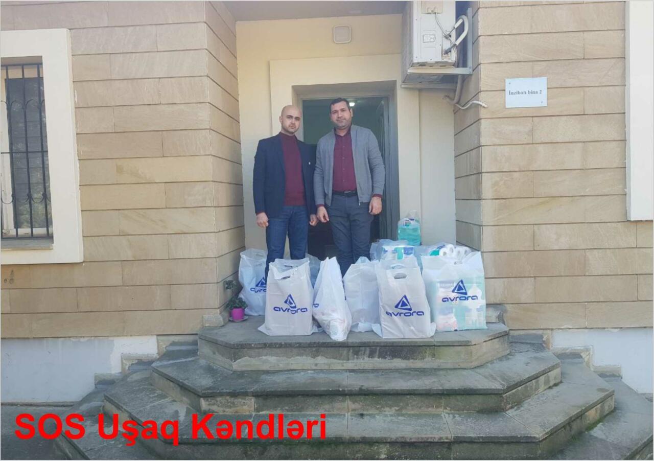 “Avrora" Qrup uşaq sığınacaqlarında məskunlaşan uşaqları sevindirib