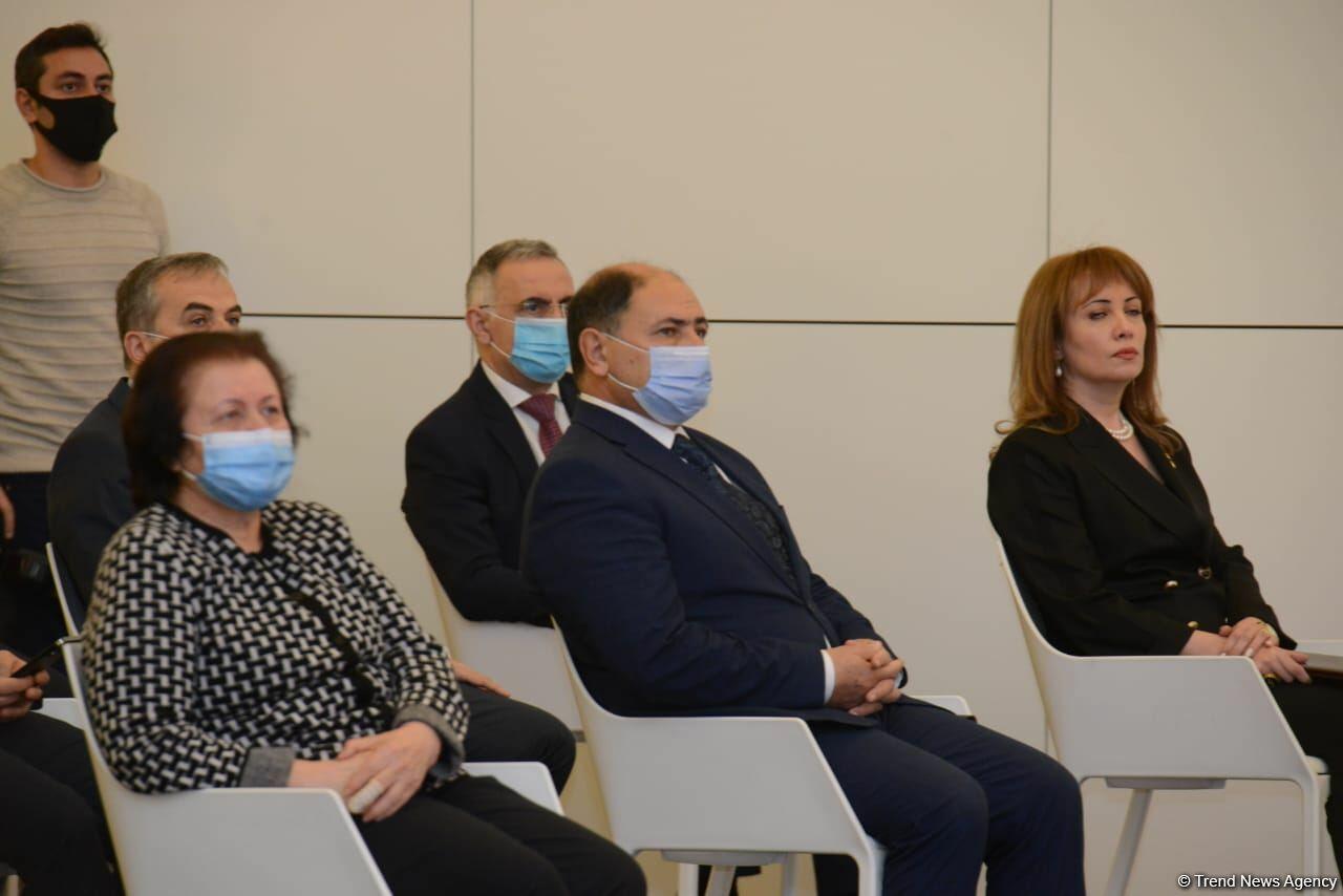 В Центре Гейдара Алиева прошла презентация сайта zefer.az