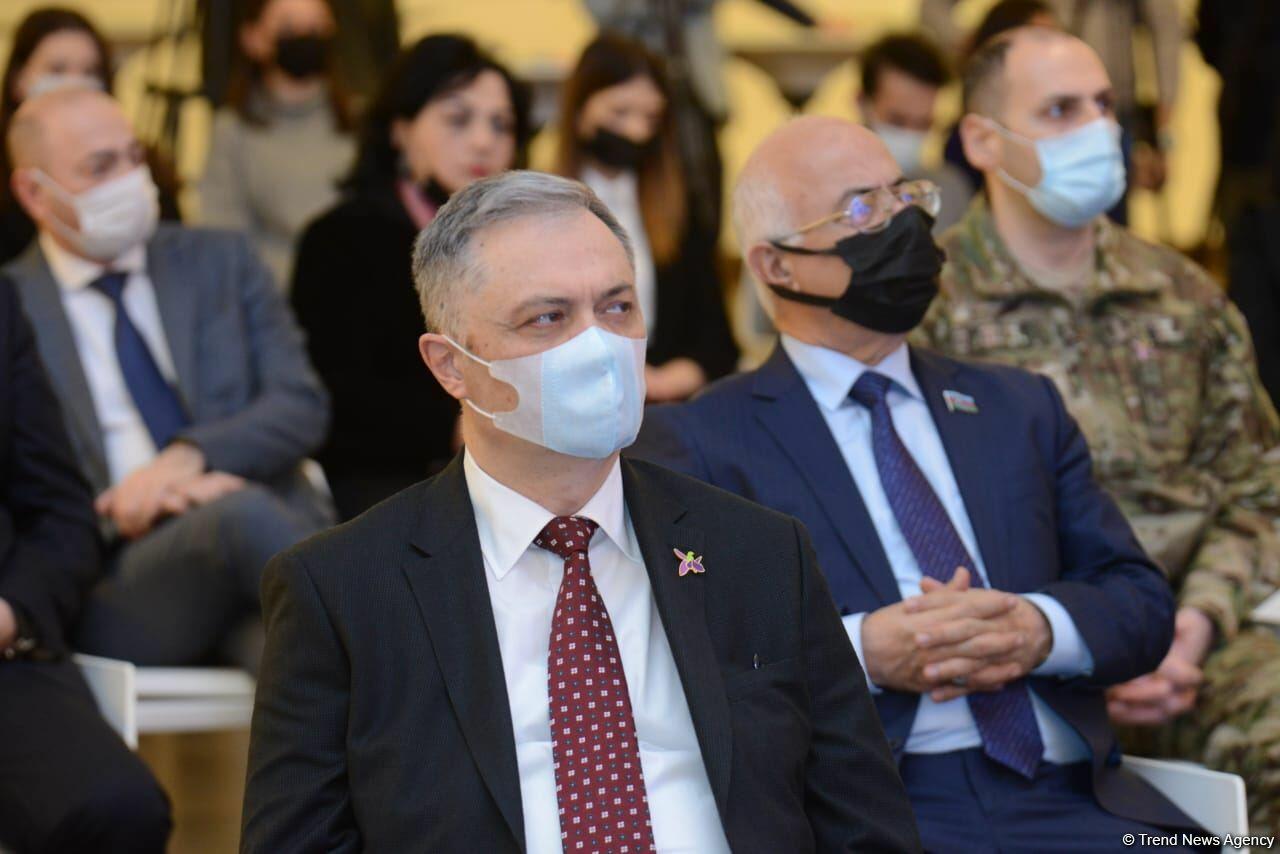 В Центре Гейдара Алиева прошла презентация сайта zefer.az