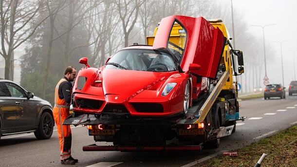 В Нидерландах механик разбил Ferrari за $3 млн