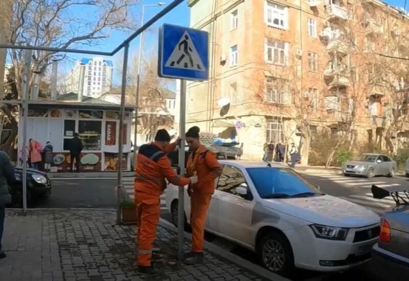 На одной из улиц Баку движение стало односторонним