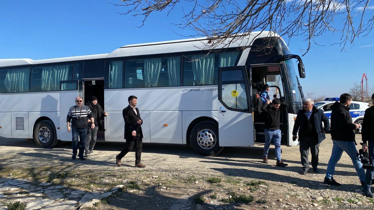 Рейсовый автобус из Баку прибыл в Агдам