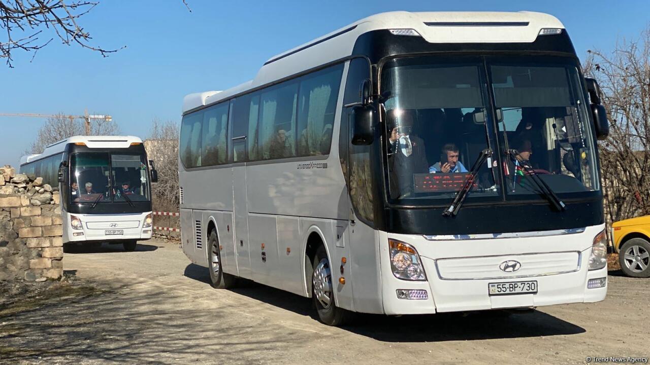 Рейсовый автобус из Баку прибыл в Агдам