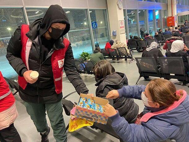 Аномальные снегопады парализовали Стамбул