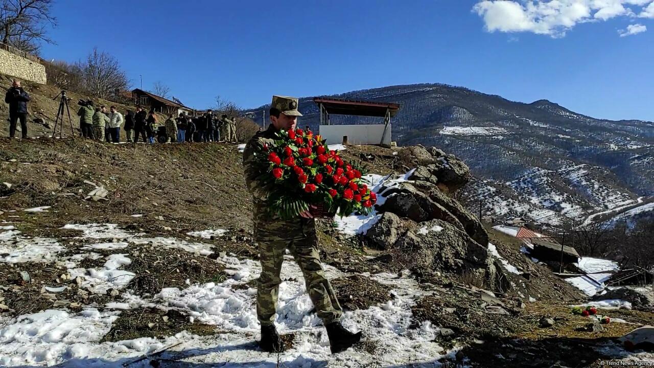 29 il sonra misli ilə alınan qisas - Qəhrəman hərbçilərimiz Daşaltıda şəhidlərimizi andı