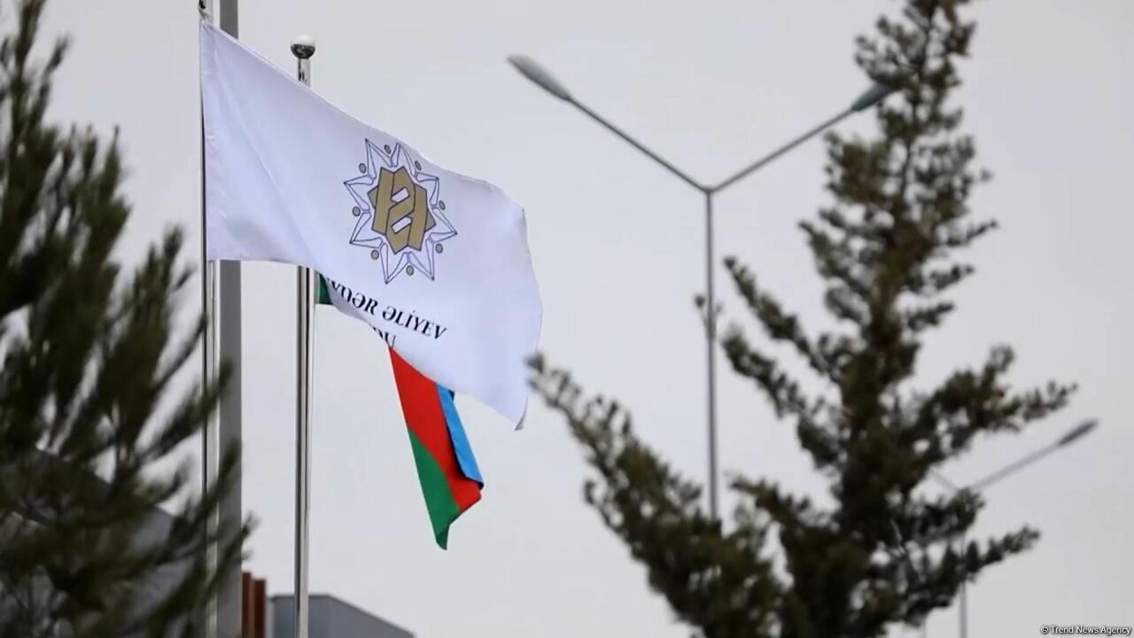 Жители поселка Бина выразили благодарность Президенту Ильхаму Алиеву и Первой леди Мехрибан Алиевой за создание Учебного и сервисного комплекса
