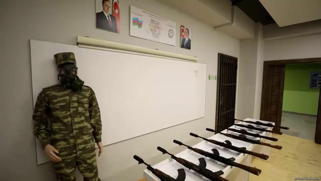 Жители поселка Бина выразили благодарность Президенту Ильхаму Алиеву и Первой леди Мехрибан Алиевой за создание Учебного и сервисного комплекса