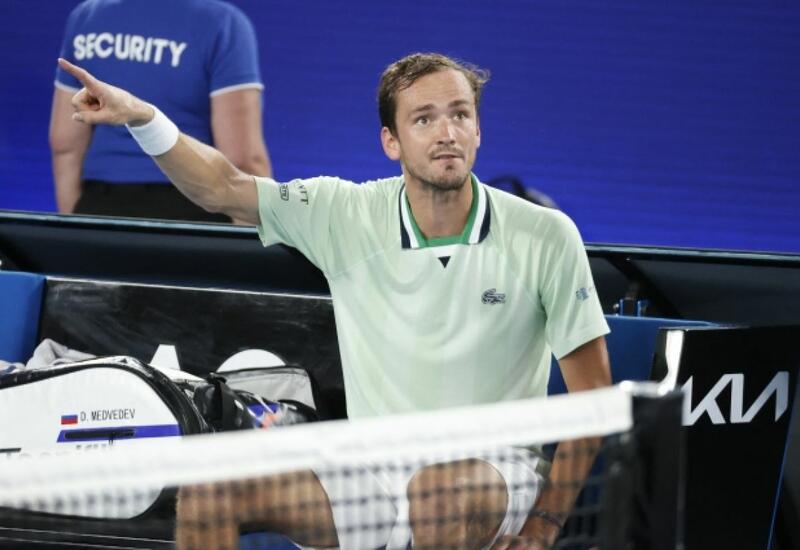 Российского теннисиста оштрафовали на Australian Open