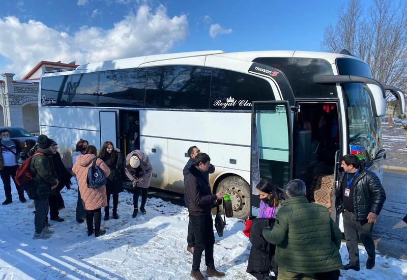 Из Баку в Шушу прибыл ещё один пассажирский автобус