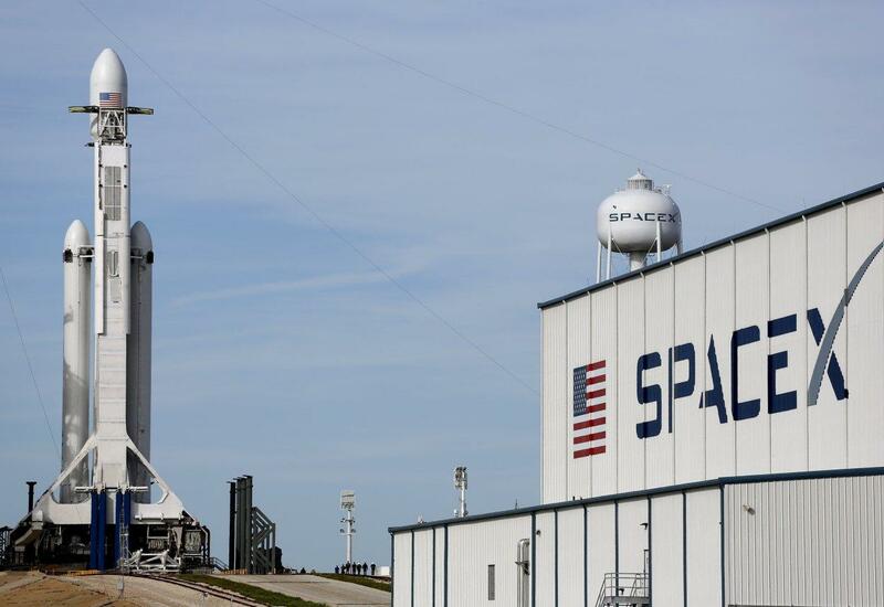 SpaceX отложила первый тест новой версии своей ракеты-носителя