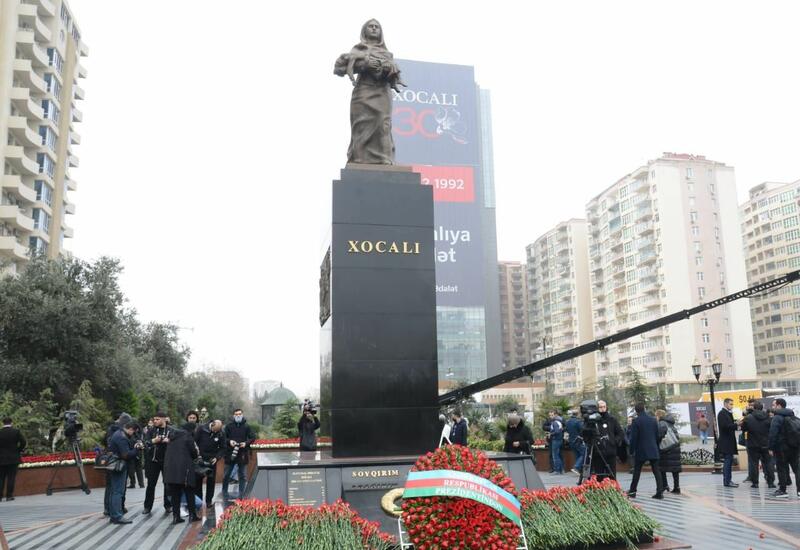 Азербайджанский народ чтит память жертв Ходжалинского геноцида
