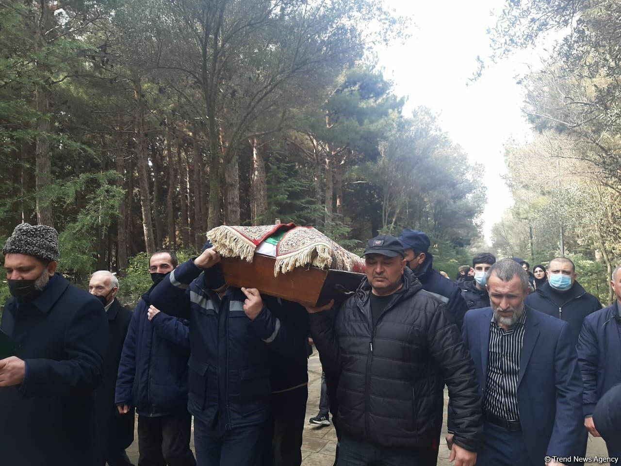 В Баку прошла церемония прощания с народным артистом Алибабой Мамедовым