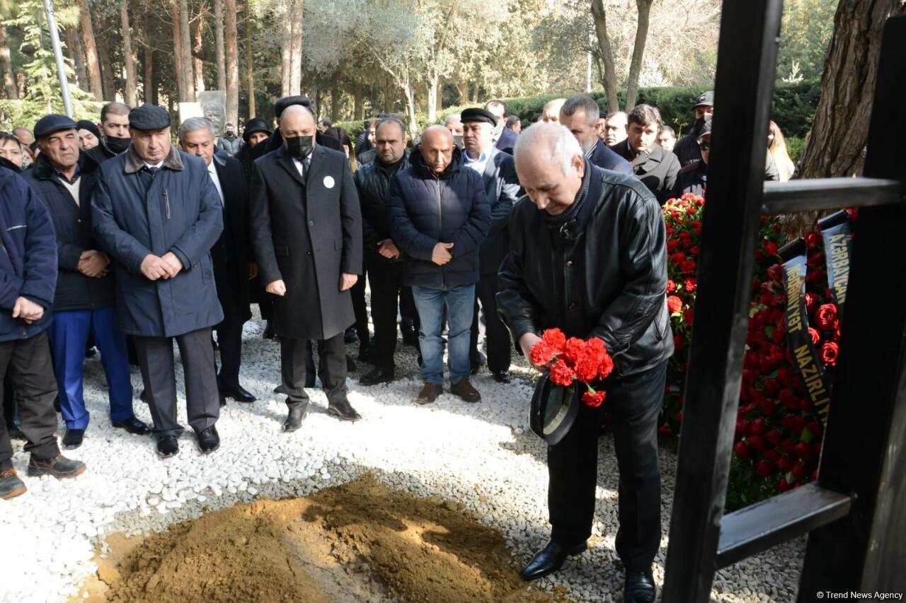 В Баку прошла церемония прощания с народным артистом Алибабой Мамедовым