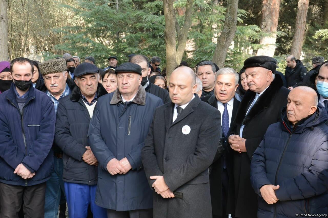 В Баку прошла церемония прощания с народным артистом Алибабой Мамедовым