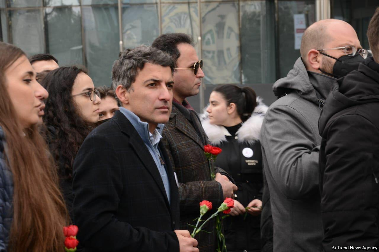 Азербайджанский народ чтит память жертв Ходжалинского геноцида