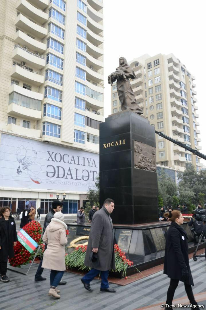 Азербайджанский народ чтит память жертв Ходжалинского геноцида