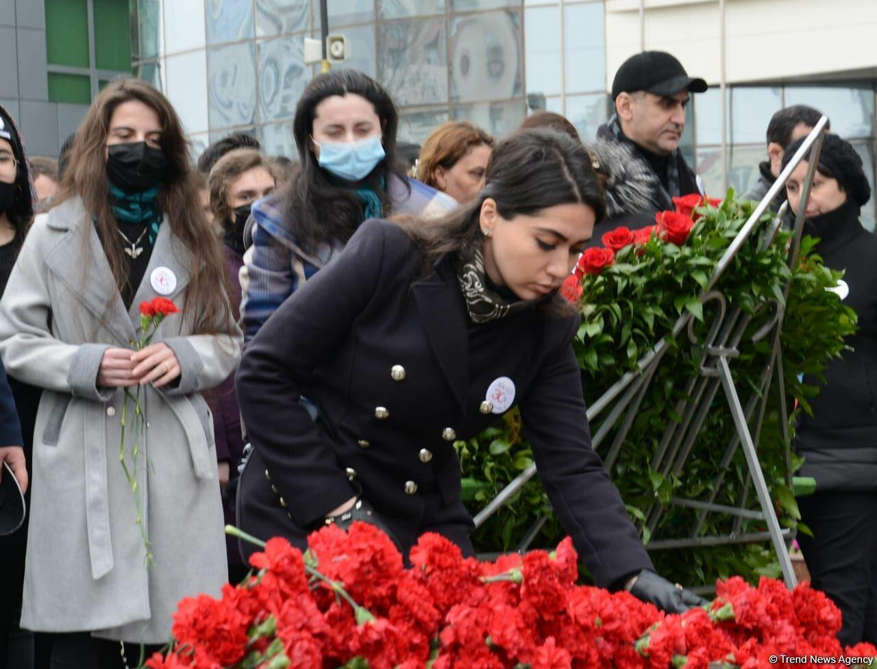 Азербайджанский народ чтит память жертв Ходжалинского геноцида