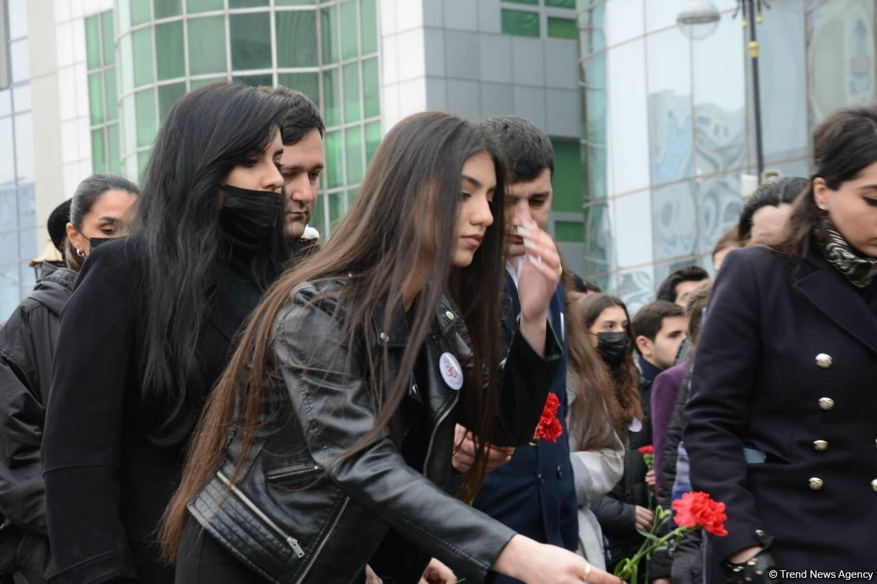 Азербайджанский народ чтит память жертв Ходжалинского геноцида