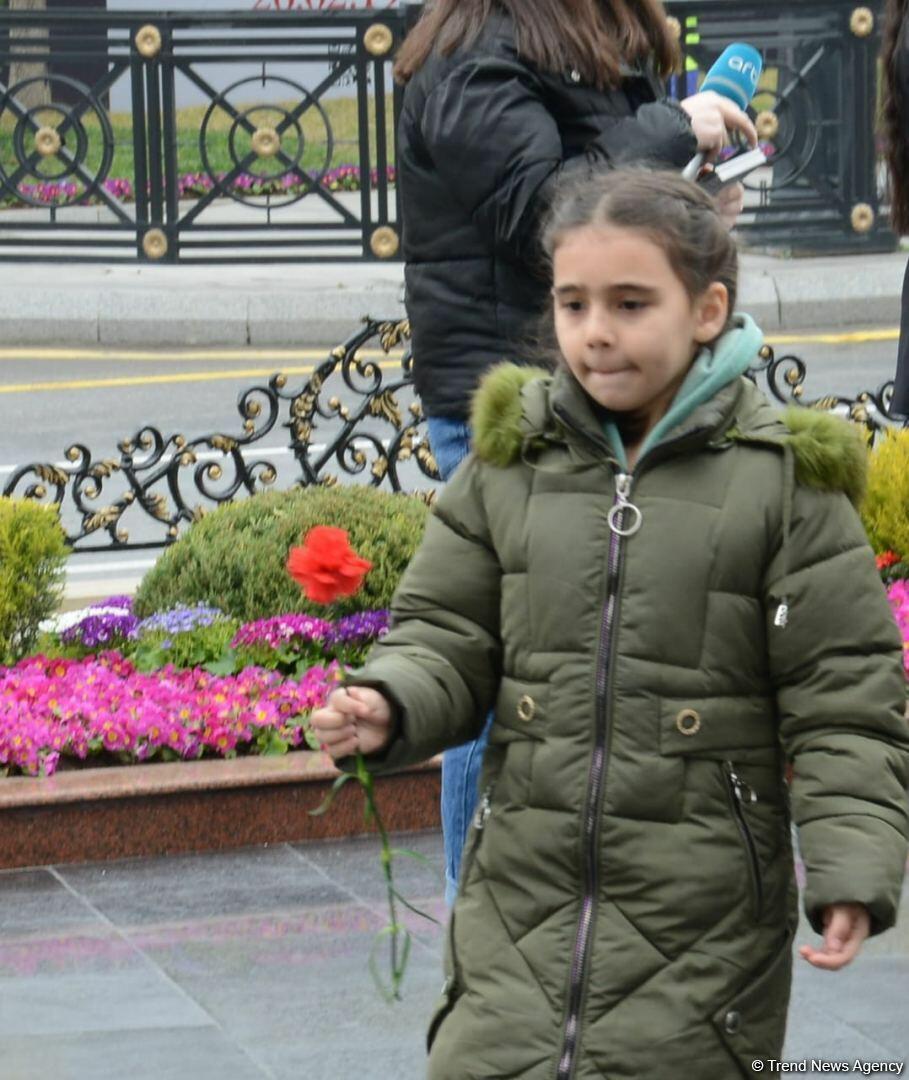 Азербайджанский народ чтит память жертв Ходжалинского геноцида