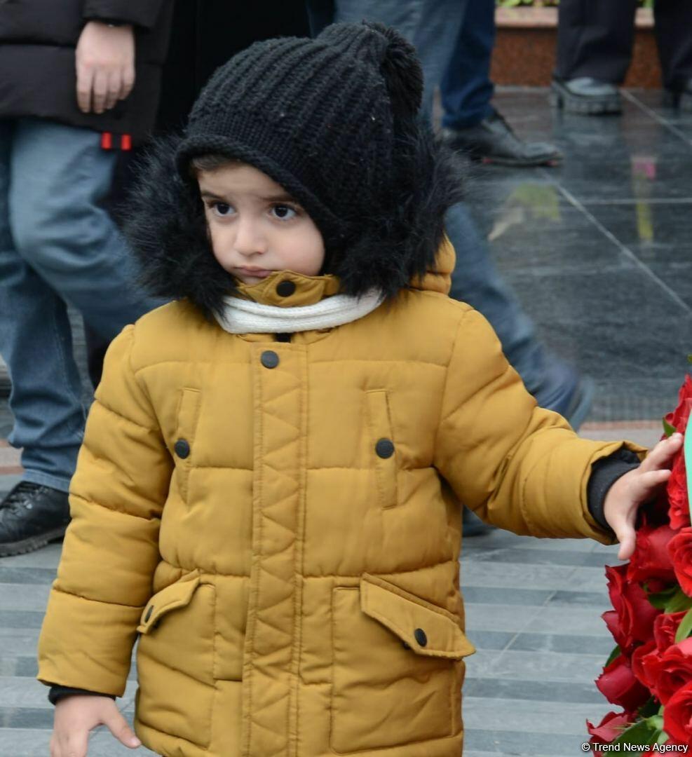 Азербайджанский народ чтит память жертв Ходжалинского геноцида
