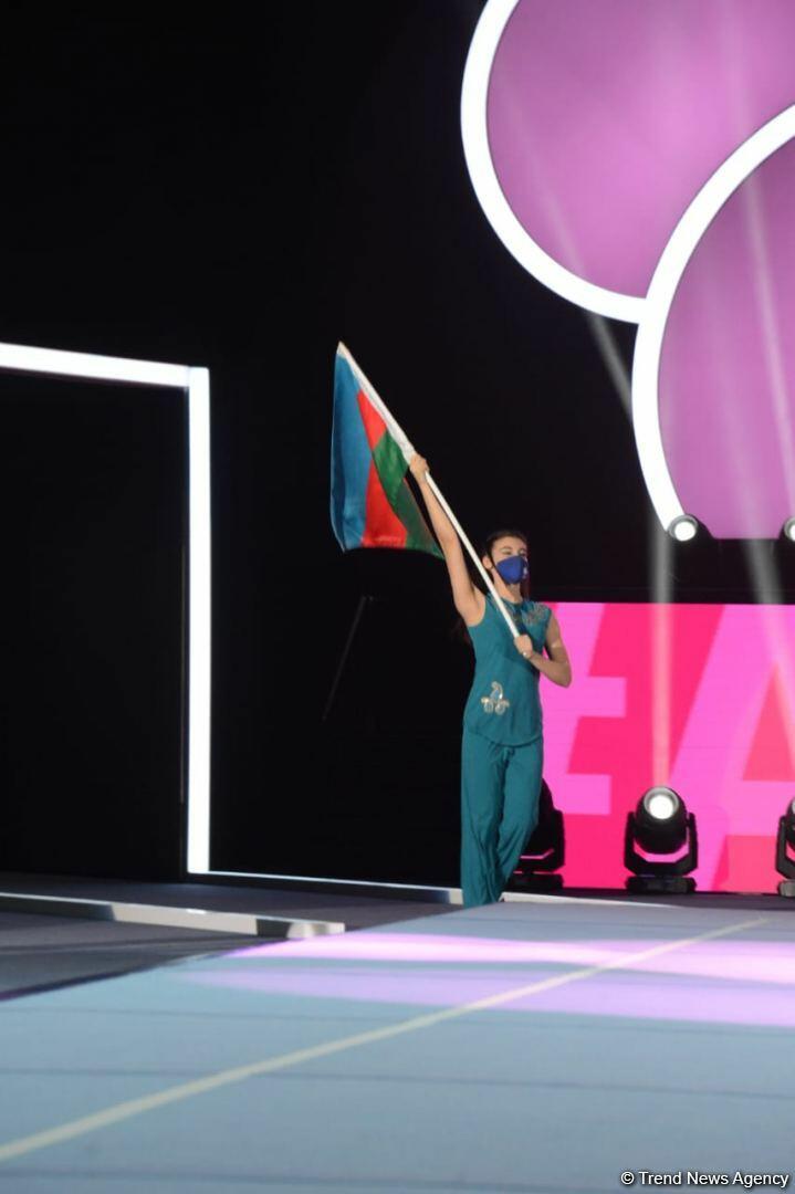 В Баку состоялась торжественная церемония открытия Чемпионата мира по акробатической гимнастике