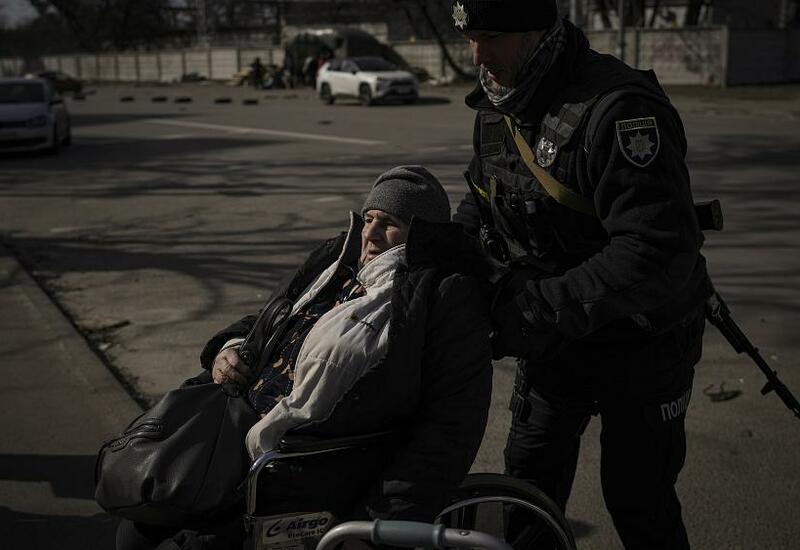 Киевские волонтеры: "Просто хочу помочь нашим хлопцам"