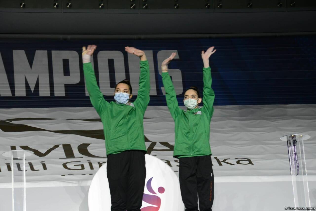 ЧМ в Баку: состоялась церемония награждения победителей среди женских и мужских пар
